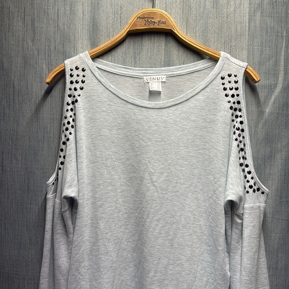 Vince Gray Embellished shoulder cutout long sleeve size XS - Picture 4 of 7